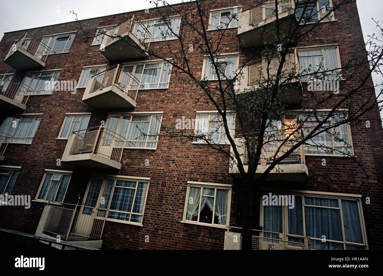 COUNCIL HOUSING APARTMENTS, NOTTING HILL, NORTH KENSINGTON, LONDON