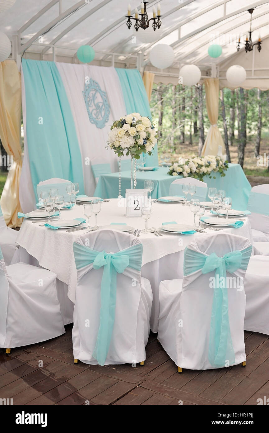 Cyan party hi-res stock photography and images - Alamy