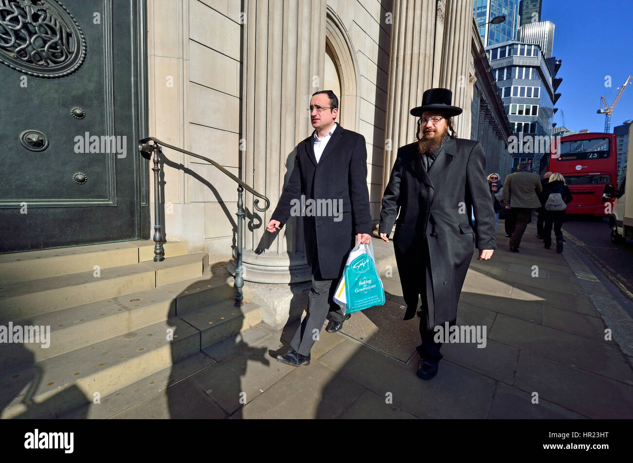 London, England, UK. Two Jewish men by the Bank of England Stock Photo