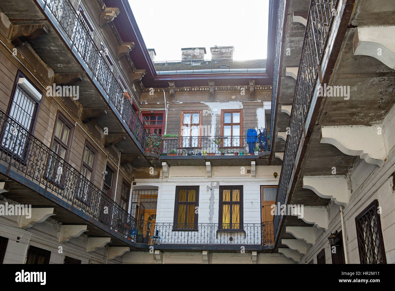 Flats in budapest hires stock photography and images Alamy