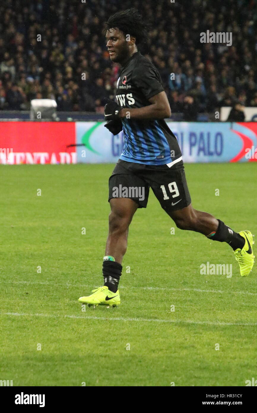 Naples, Italy. 25th Feb, 2017. Soccer match between SSC Napoli and Atalanta at San Paolo Stadium in Napoli .final result Napoli vs. Atalanta 0-2.In picture Franck Yannick Kessié (ATALANTA ) Credit: Salvatore Esposito/Pacific Press/Alamy Live News Stock Photo