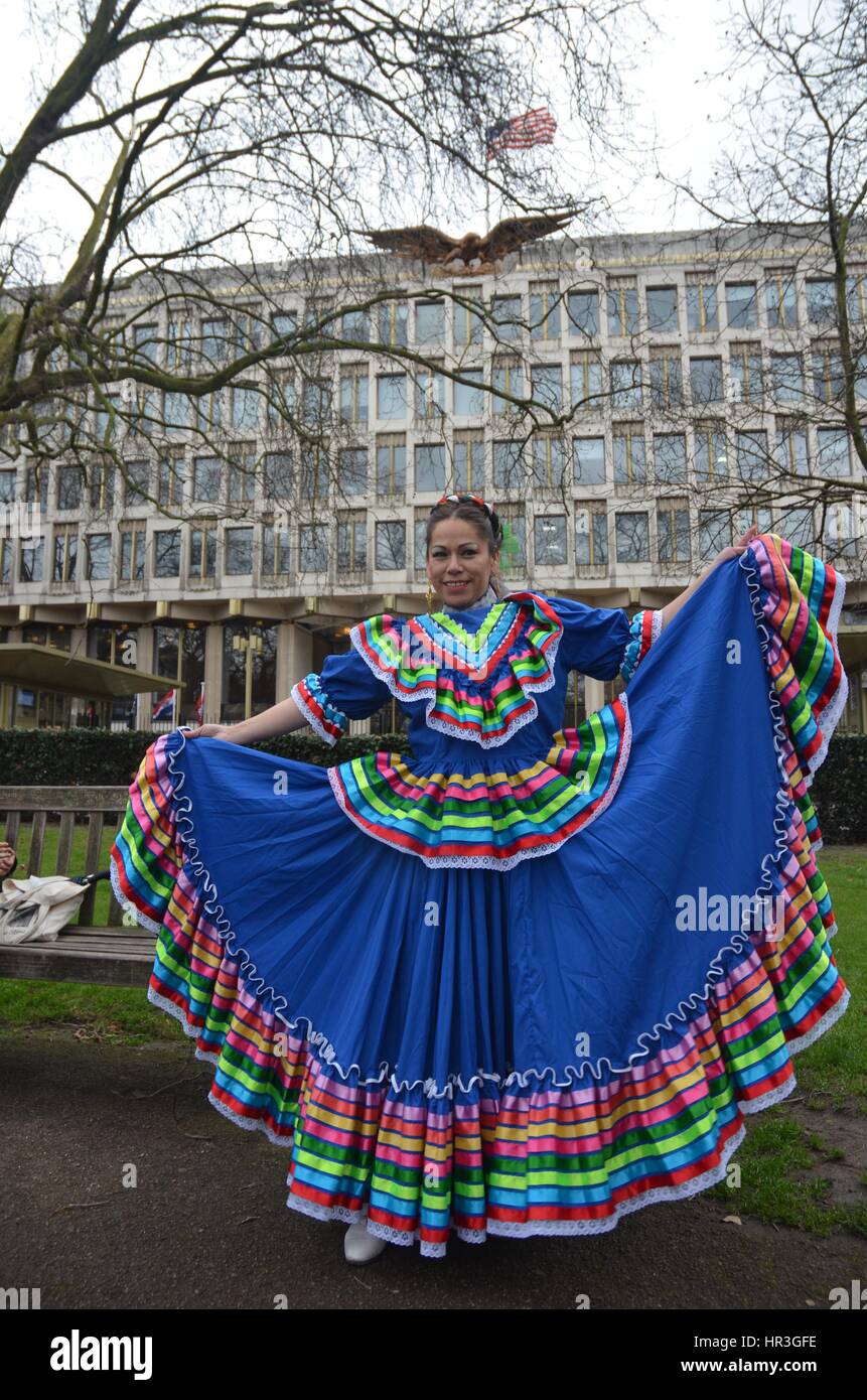 London, UK. 26th February 2017. Mexican women invite families in London and surrounding areas to build a wall of hope in front of the U.S. Embassy on the 26th February. You are invited to come with your family and to bring something to stick on the mural of hope Credit: Philip Robins/Alamy Live News Stock Photo