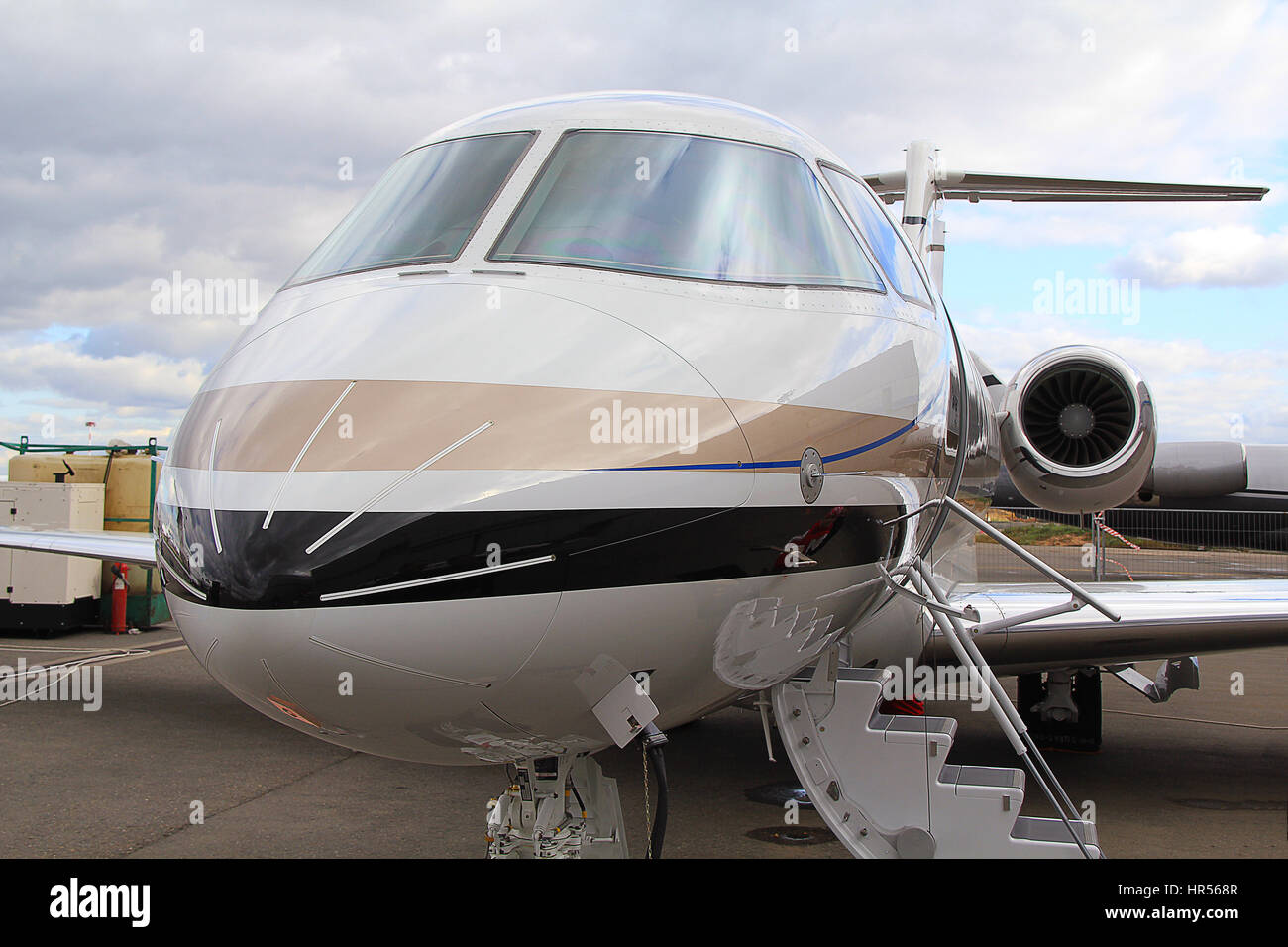 Engine modern aircraft standing in the Parking lot Stock Photo - Alamy