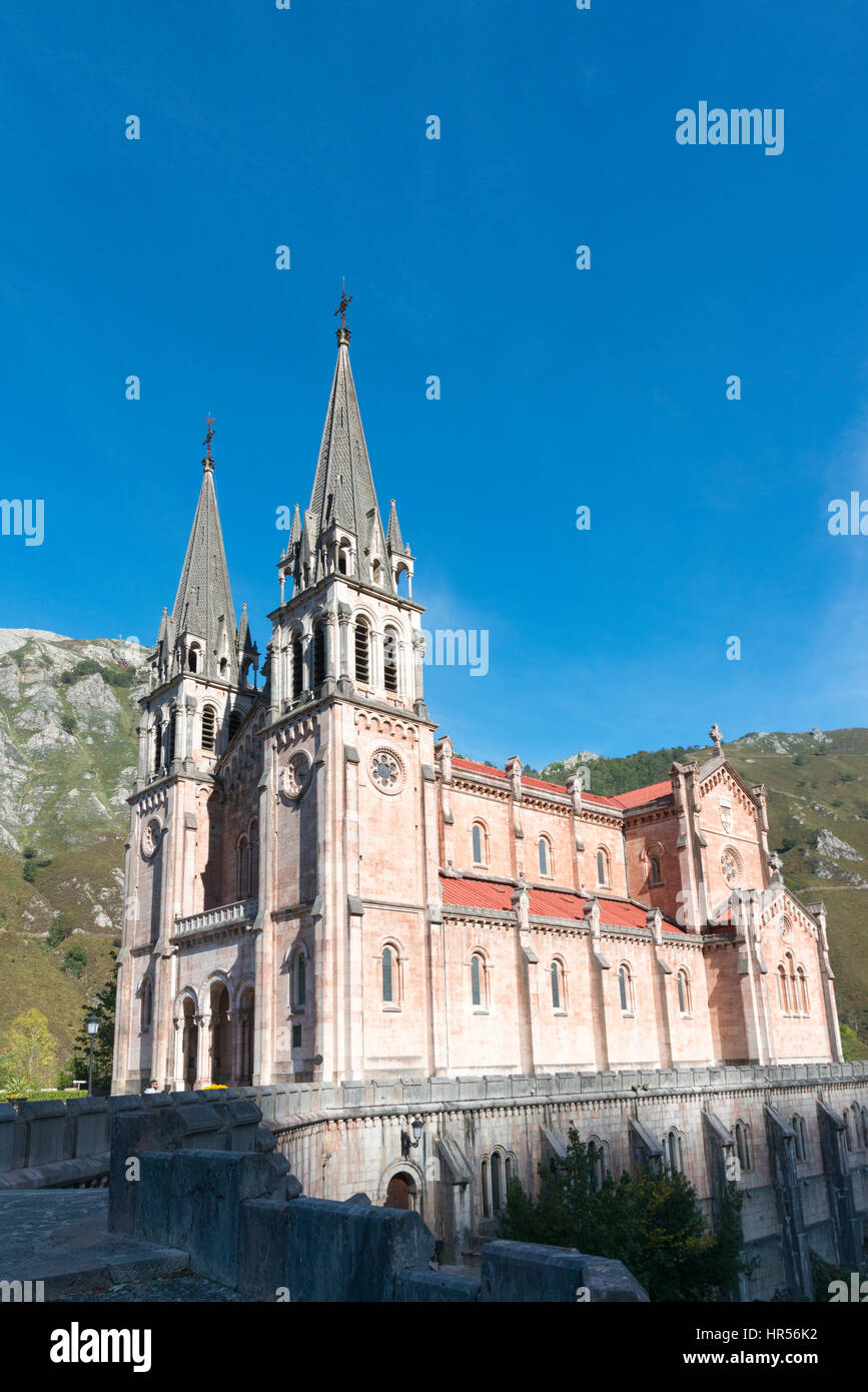 Asturias, Santuario de Covadonga, GTMDreams Photos