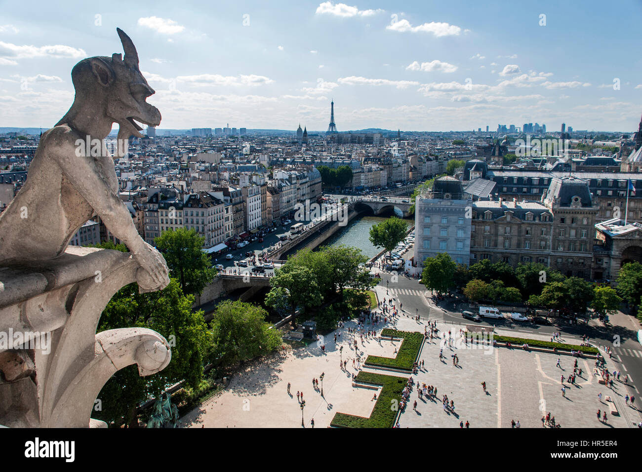 Gargoyles Notre Dame Cathedral Hi-res Stock Photography And Images - Alamy