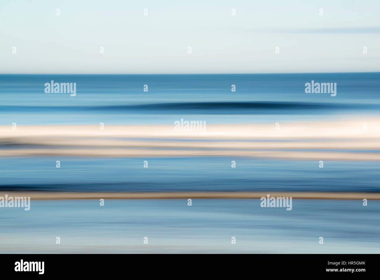 Blurred sea hi-res stock photography and images - Alamy