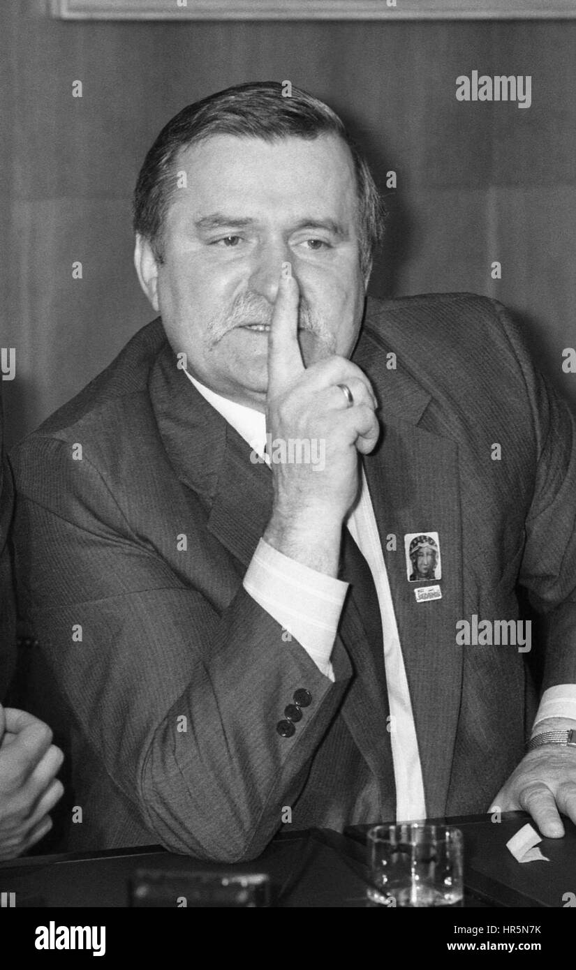 Lech Walesa, President of Poland, attends a press conference at the Trades Union Congress in London, England on November 30, 1989. Stock Photo