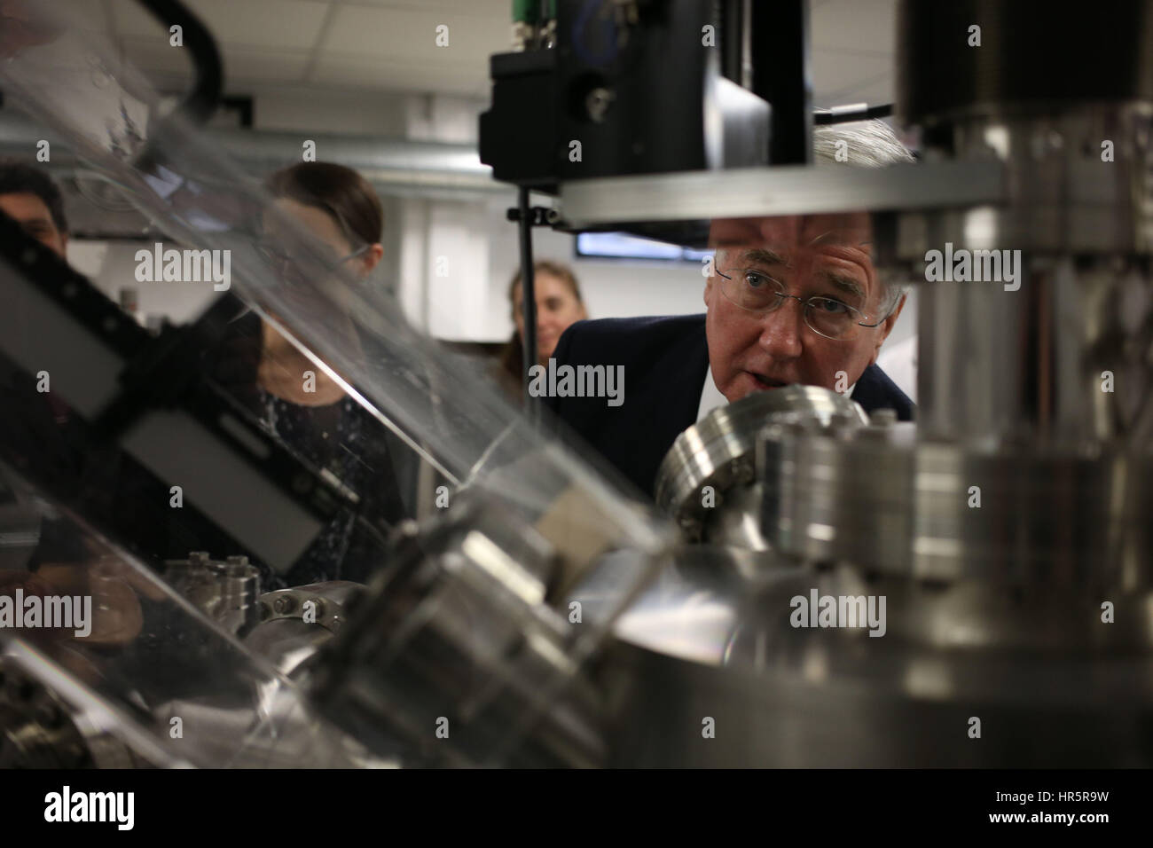 Fallon Inside Engineer Oxford department of engineering science hi-res stock photography and ...