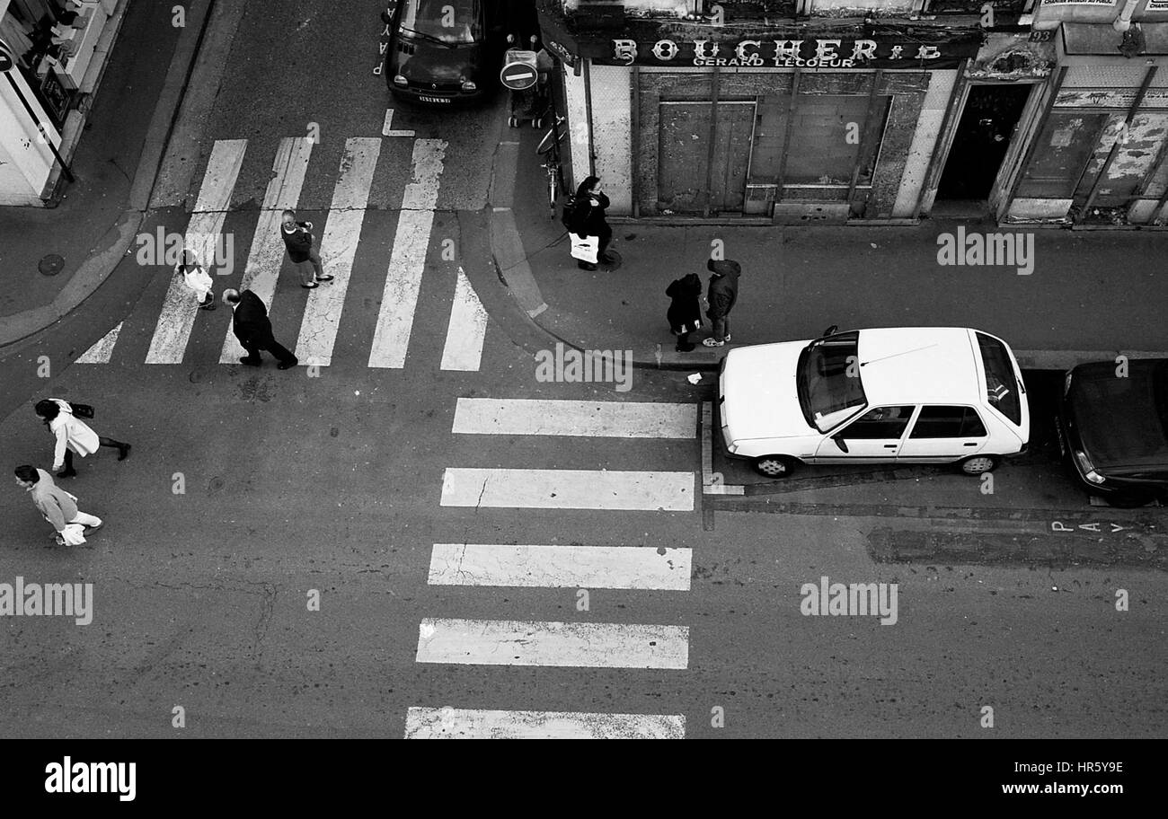 AJAXNETPHOTO. PARIS, FRANCE. OVERHEAD VIEW OF PEDESTRIAN CROSSING IN RUE SAINT DOMINIQUE. PHOTO:JONATHAN EASTLAND/AJAX REF:120104 21 Stock Photo