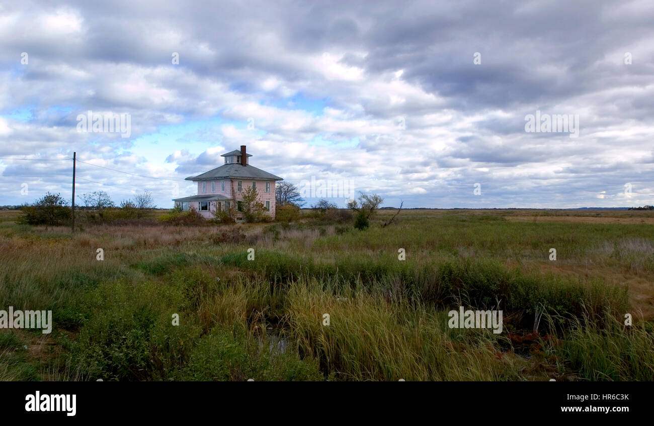 Plum island pink house hires stock photography and images Alamy