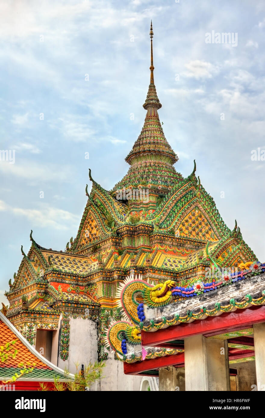 Wat Pho, a Buddhist temple complex in Bangkok, Thailand Stock Photo - Alamy