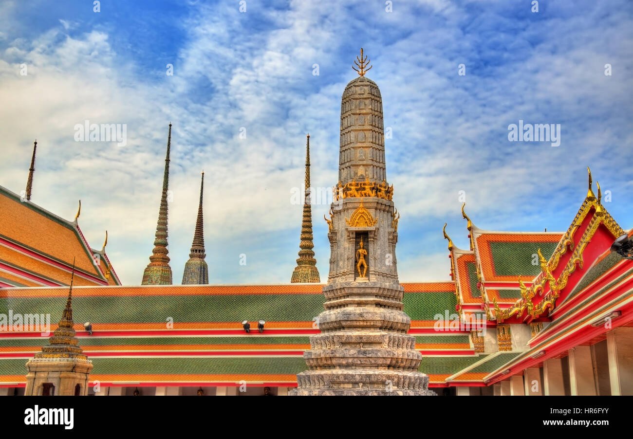 Wat Pho, a Buddhist temple complex in Bangkok, Thailand Stock Photo - Alamy
