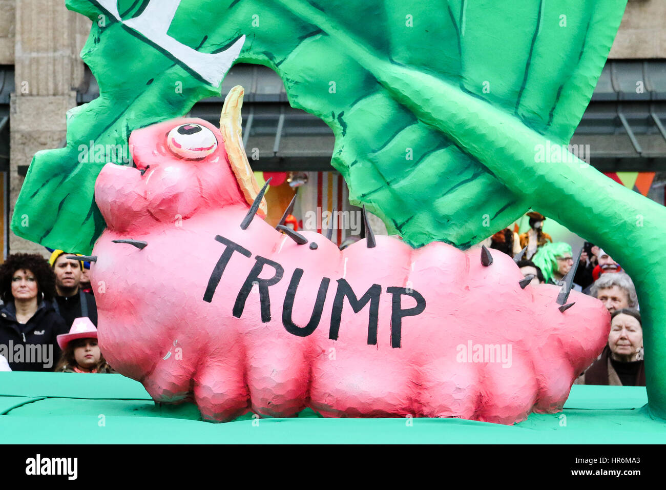 Dusseldorf carnival float hires stock photography and images Alamy