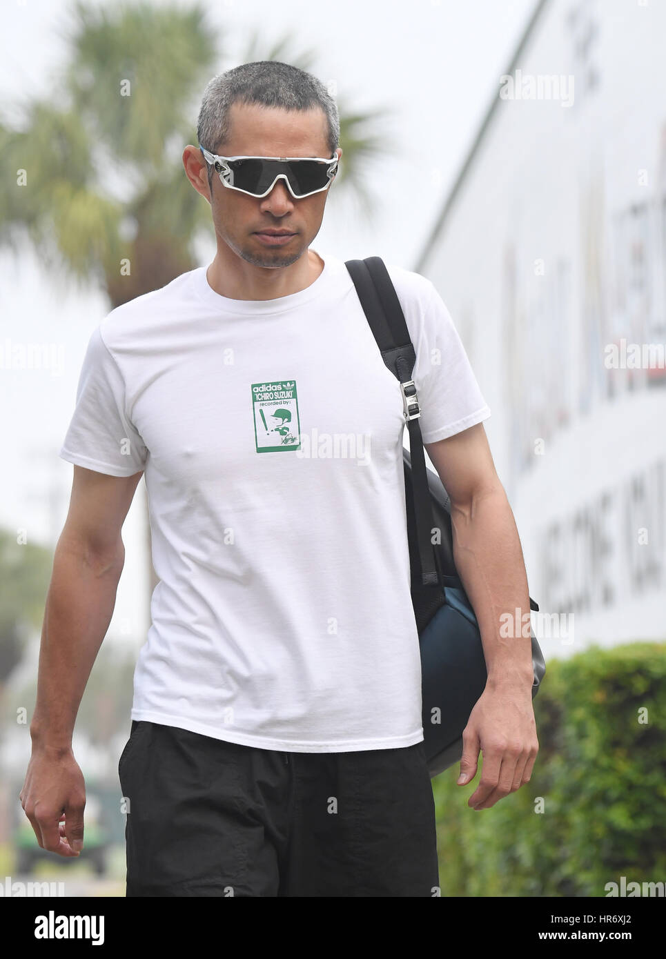 ichiro marlins t shirt
