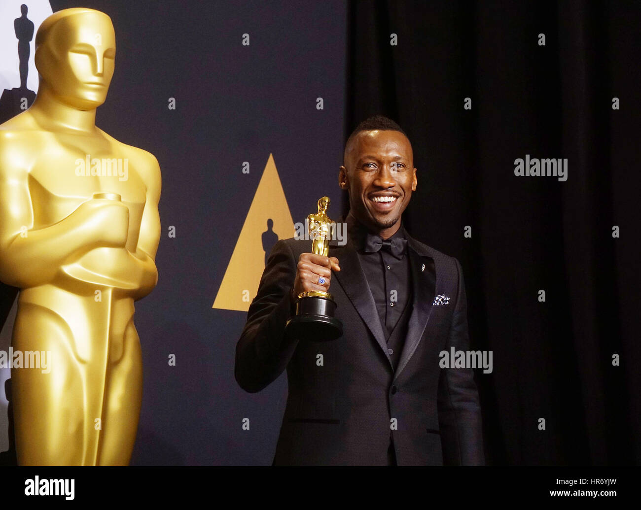 Mahershala ali 388 89th academy awards oscars hi-res stock photography ...