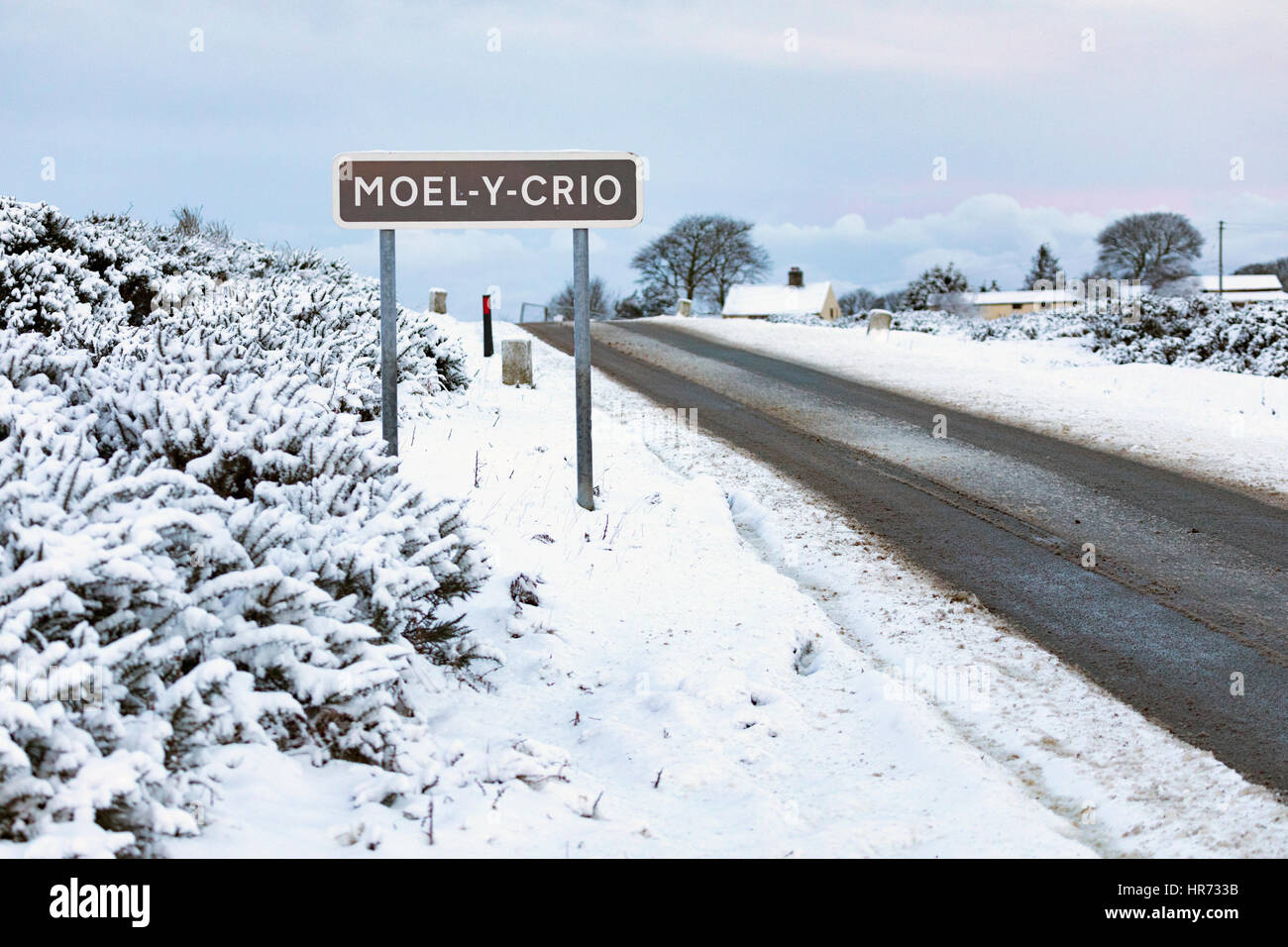 Morning snow in the hamlet of MoelyCrio located in rural Flintshire