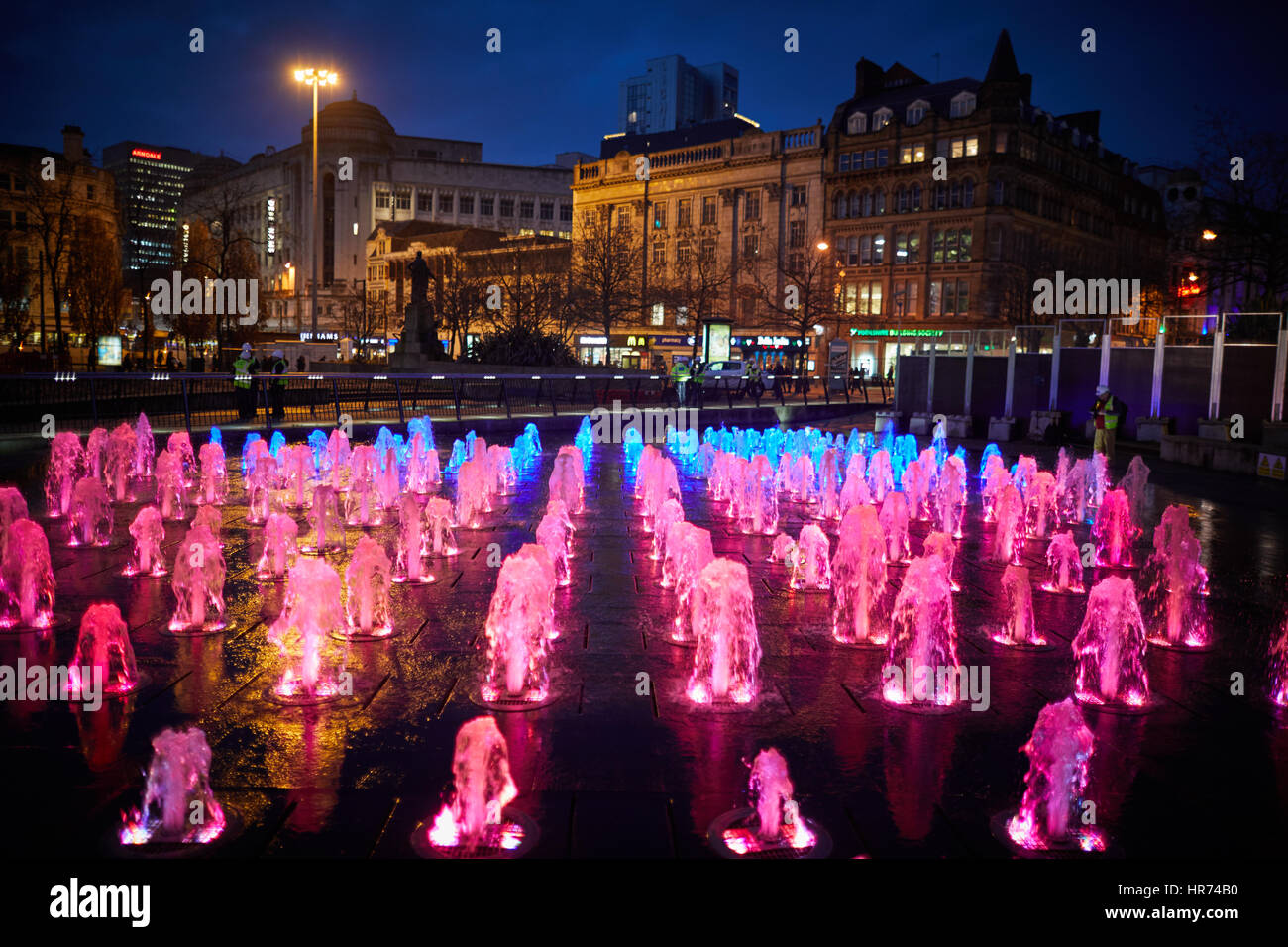 Modern Water Feature High Resolution Stock Photography and Images Alamy