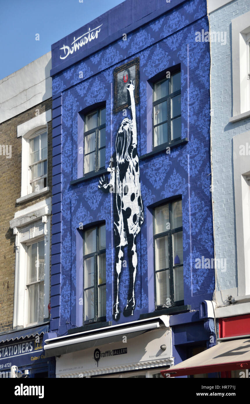 Graffik Gallery in Portobello Road, London, UK Stock Photo - Alamy