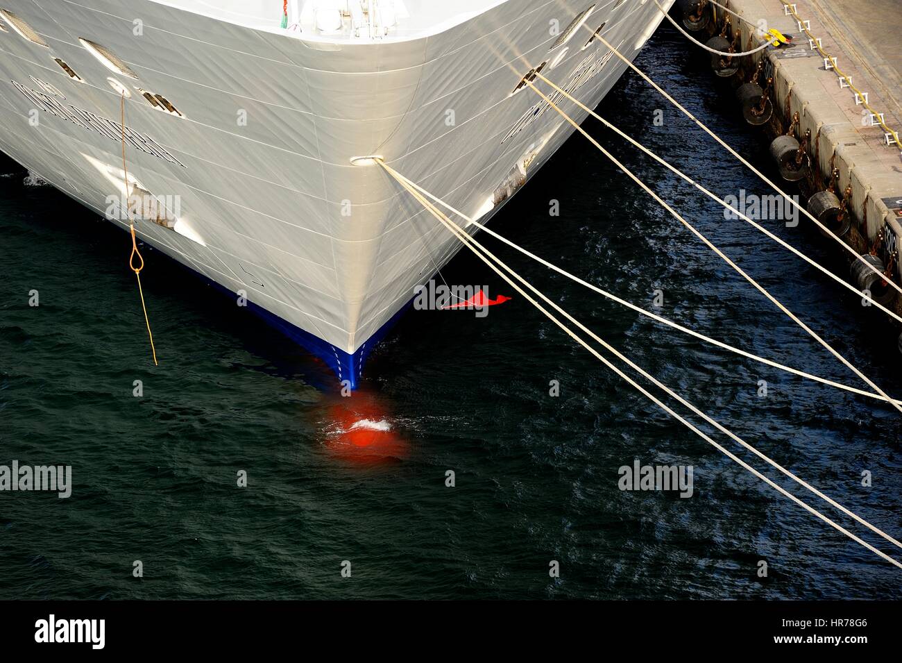 Mooring lines on the bow hires stock photography and images Alamy