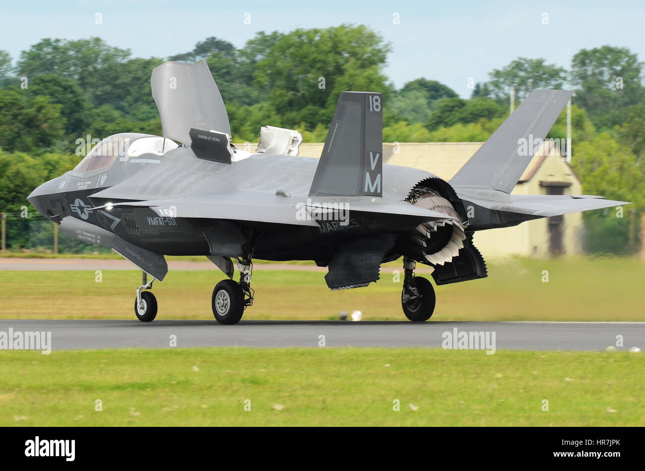 f 35b lightning ii stealth fighter