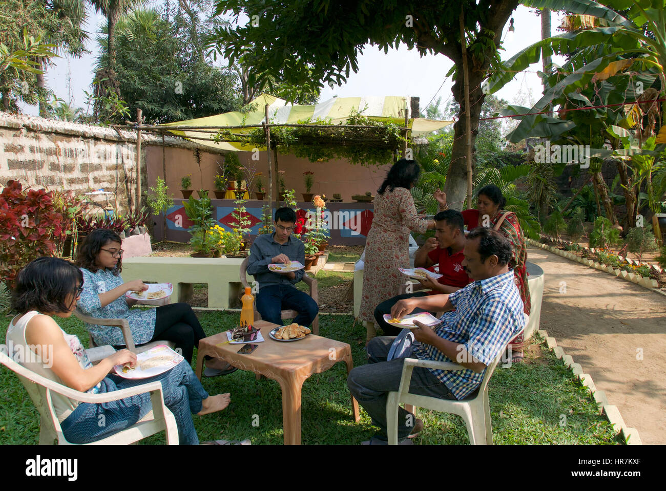 Picnic in the garden, India Stock Photo Alamy