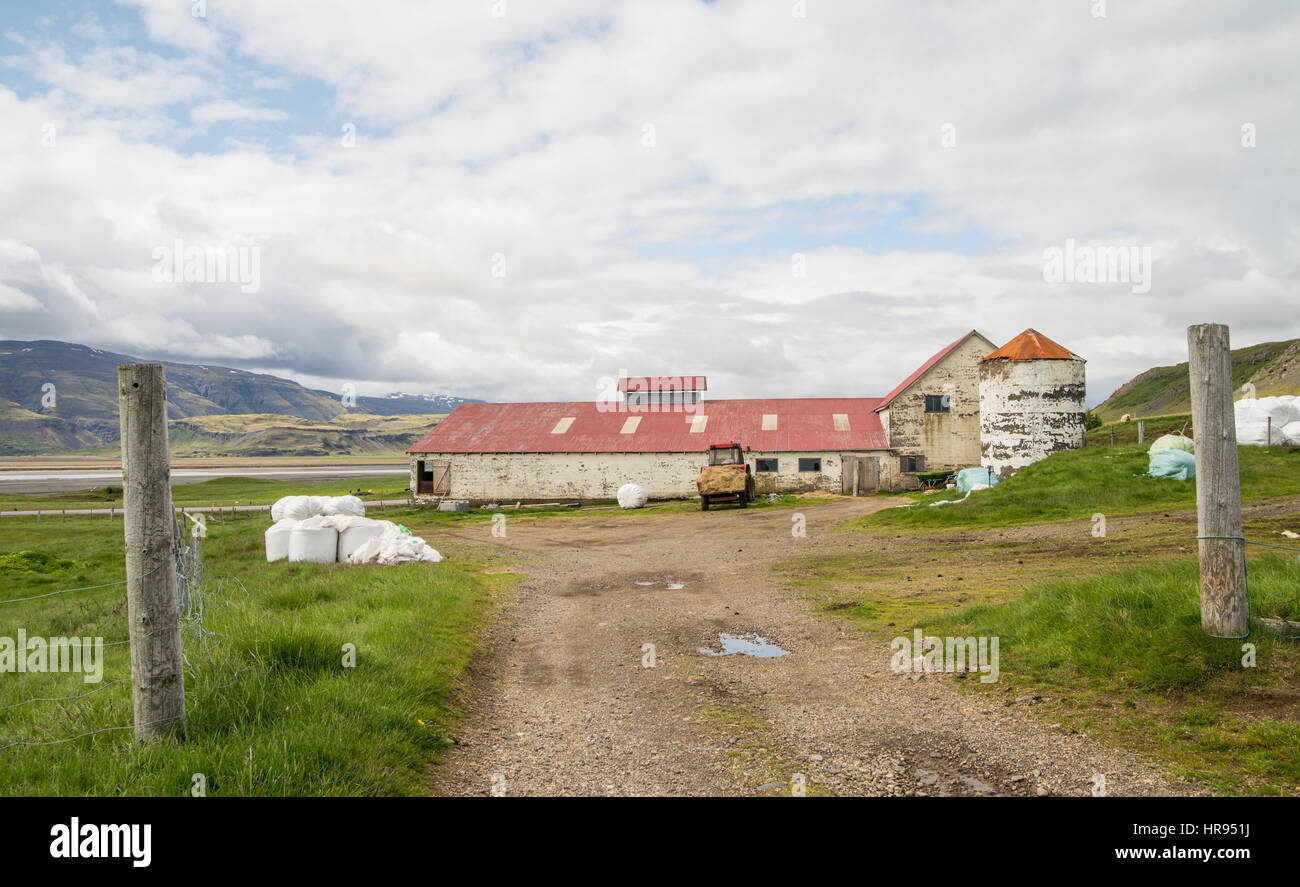 Traditional icelandic farmhouse Stock Photo Alamy