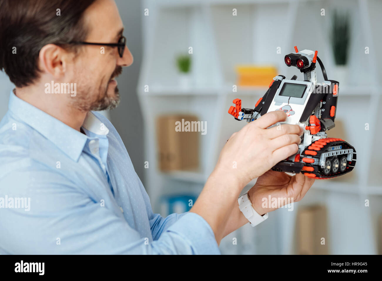 Technician inventor hi-res stock photography and images - Alamy