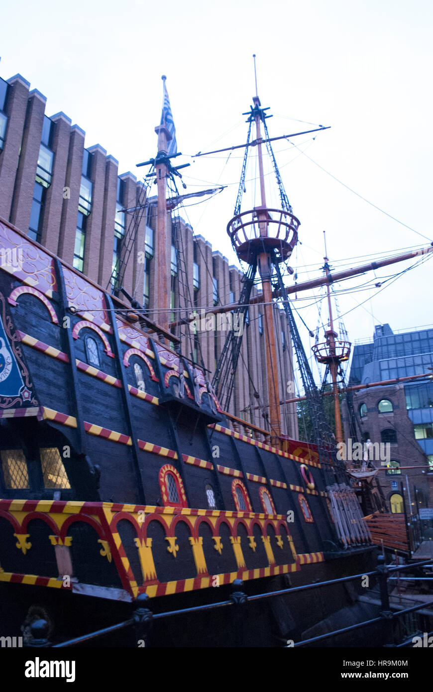 Golden Hinde boat in London Stock Photo - Alamy