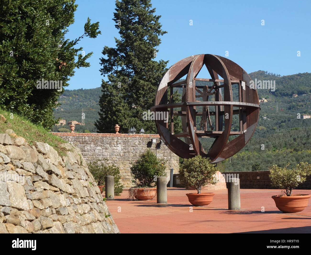 Leonardo da Vinci's man sculpture in the square at Vinci, Tuscany ...