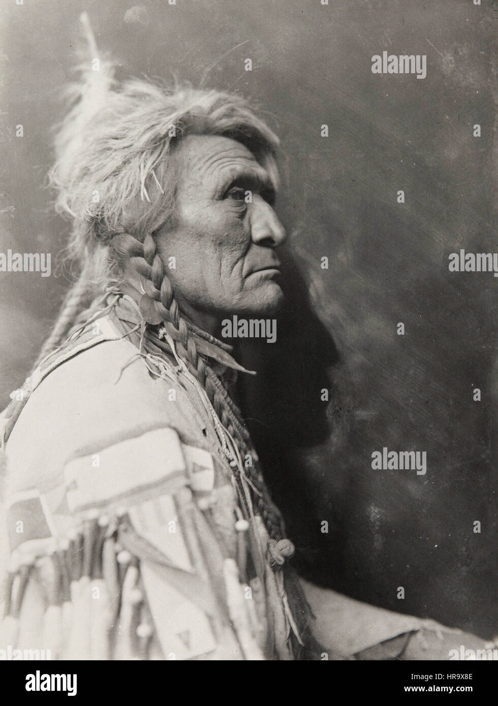 American native indians hi-res stock photography and images - Alamy