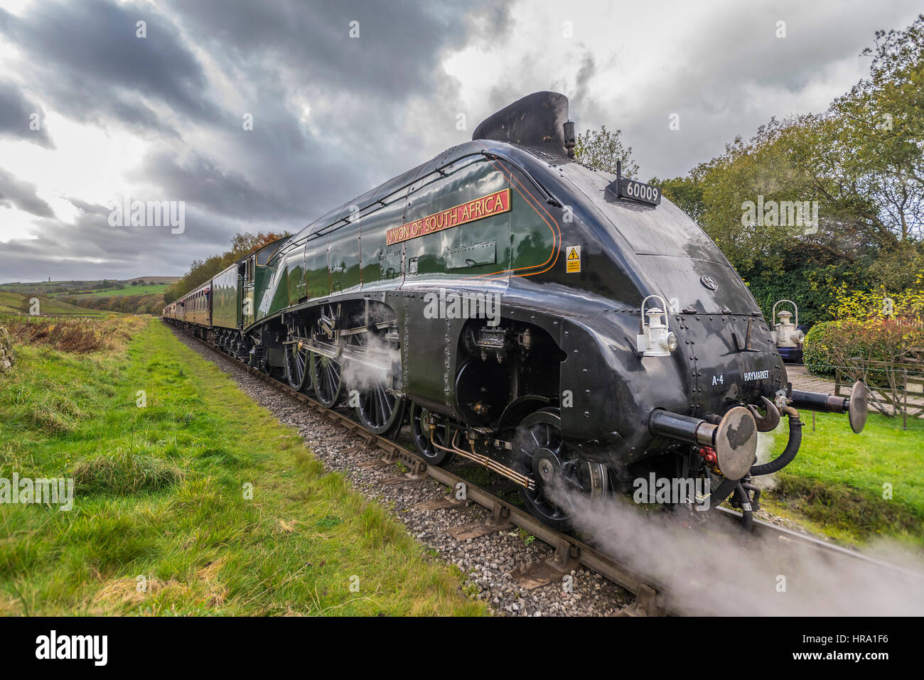 5R A3 Beautiful Steam Locomotive Train 4K Photographic Print sizes available A4