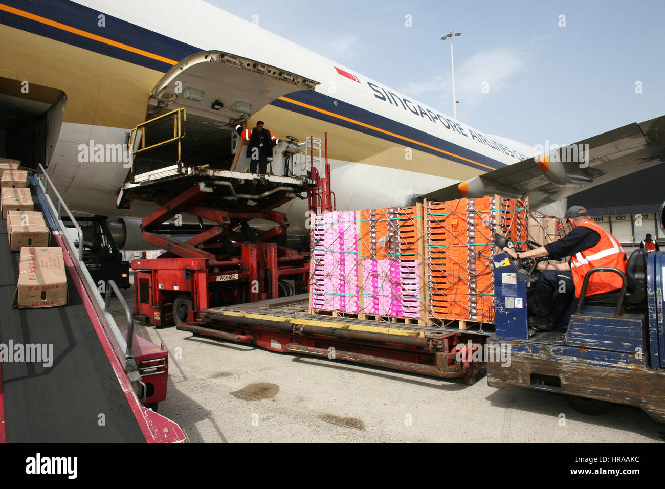 cargo planes being loaded at schiphol airport Stock Photo - Alamy