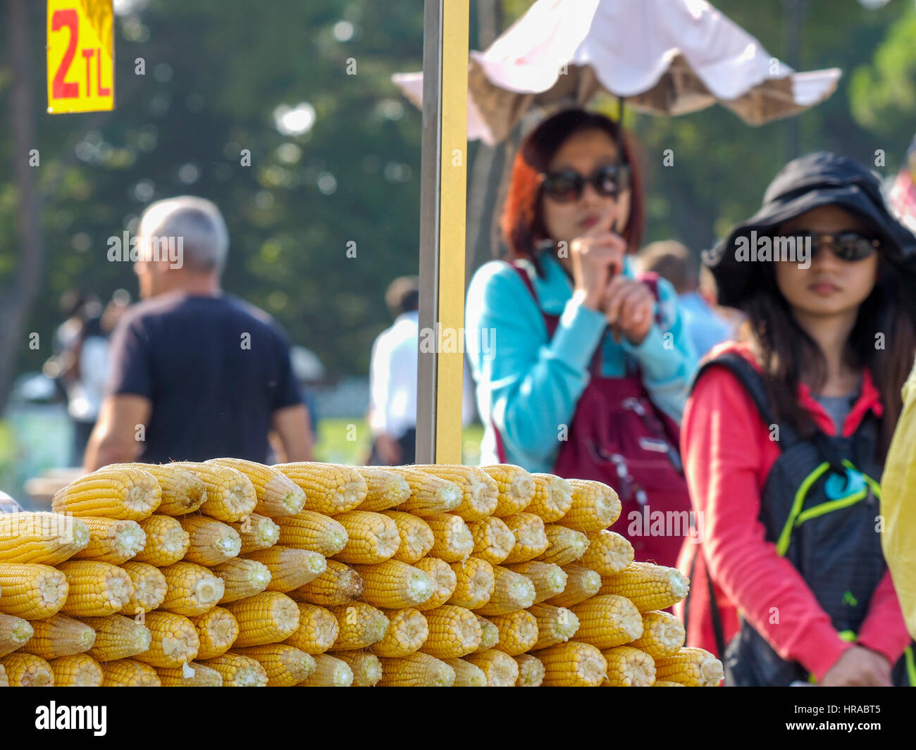 SELLING SWEETCORN FROM TROLLEY IN Sultanahmet Square Istanbul Turkey Stock Photo
