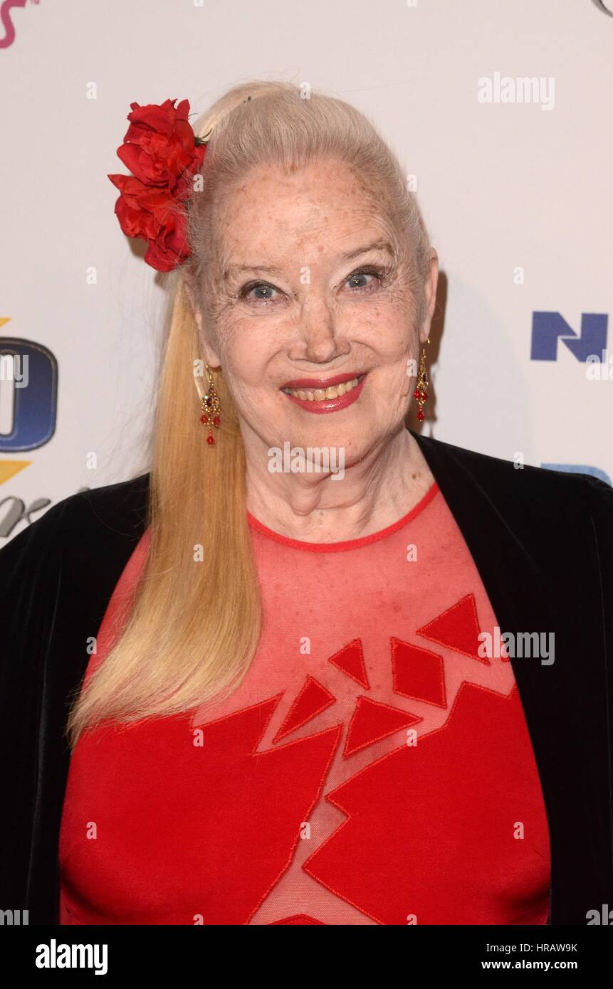 Sally kirkland hi-res stock photography and images - Alamy