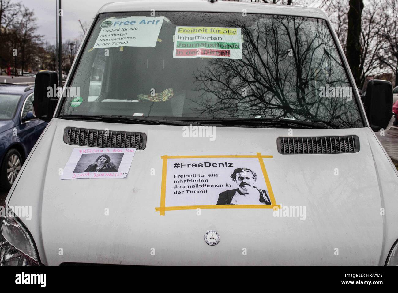 February 28, 2017 - Approximately 35-40 in 30 cars protested in a motorcade from Munich's Bavariapark, eventually terminating at Geschwister-Scholl-Platz at LMU. On Monday, Turkish authorities arrested Deniz Yucel, a prominent reporter for Germany's Die Welt, charging him with propaganda in support of a terrorist organization and incitement of the masses to commit violence. Yucel was detained on Feb. 14th after a report on emails obtained by a left-wing hacker group from energy minister and Erdogan's son-in-law Berat Albayrak. Among the participants were the German Journalist Union (D Stock Photo