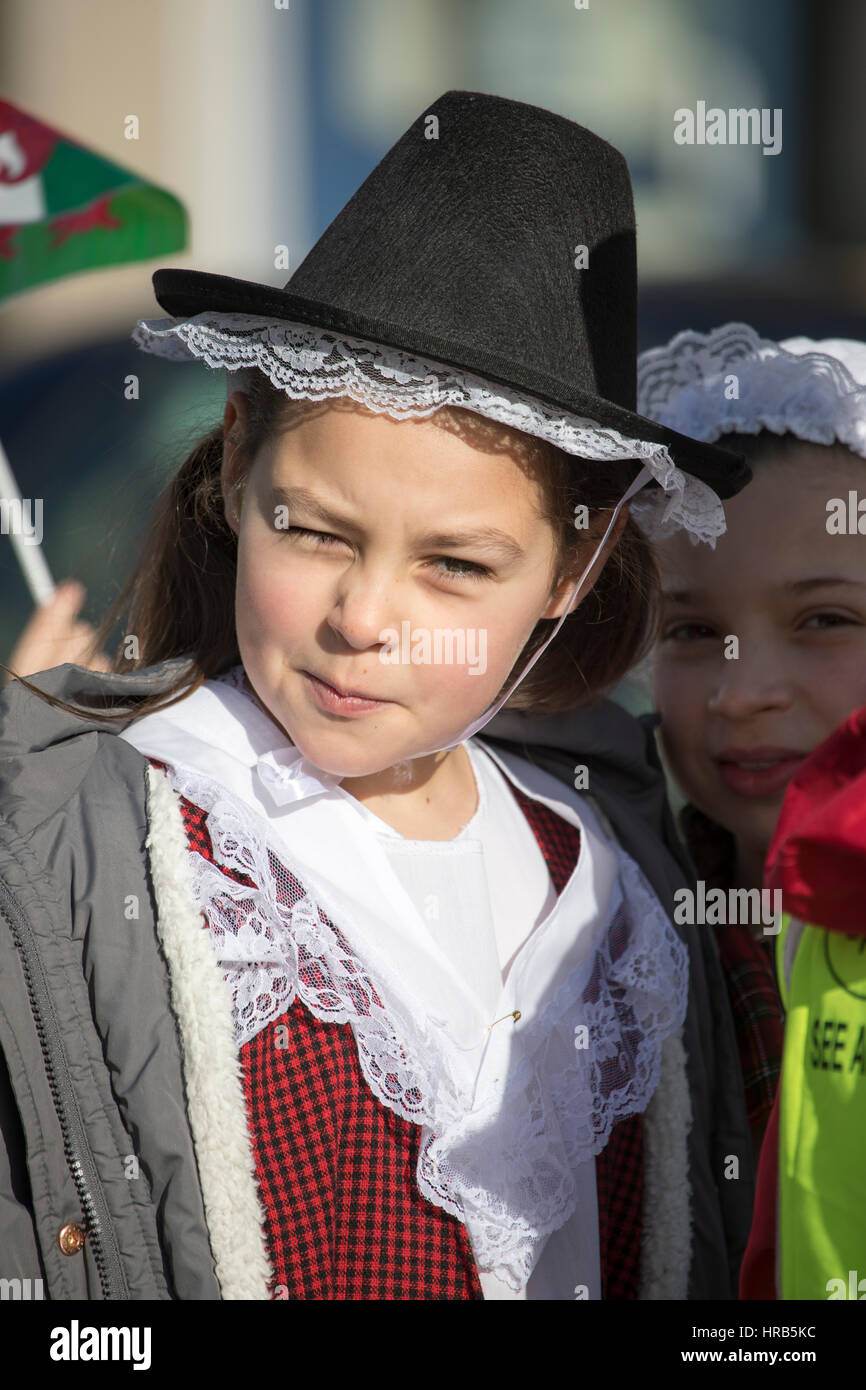 St-David-Day-National-Day-Dress up-Wales-Eisteddfod-WELSH GIRL COCKLE HAT 1 Size