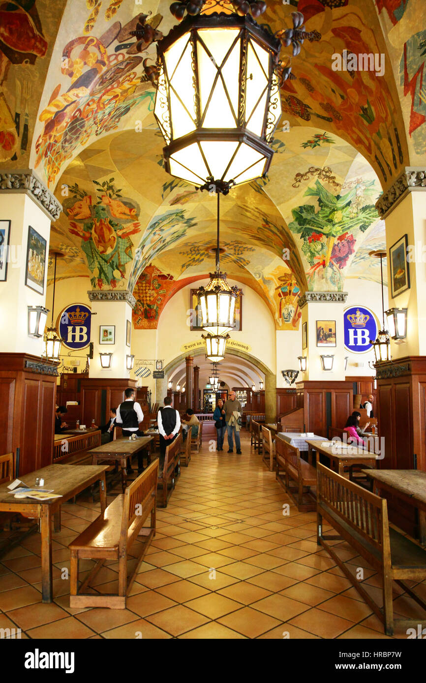 Hofbrauhaus munich hires stock photography and images Alamy