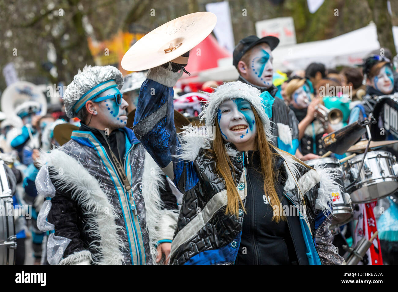 German Carnival parade in DŸsseldorf, music bands Stock Photo Alamy