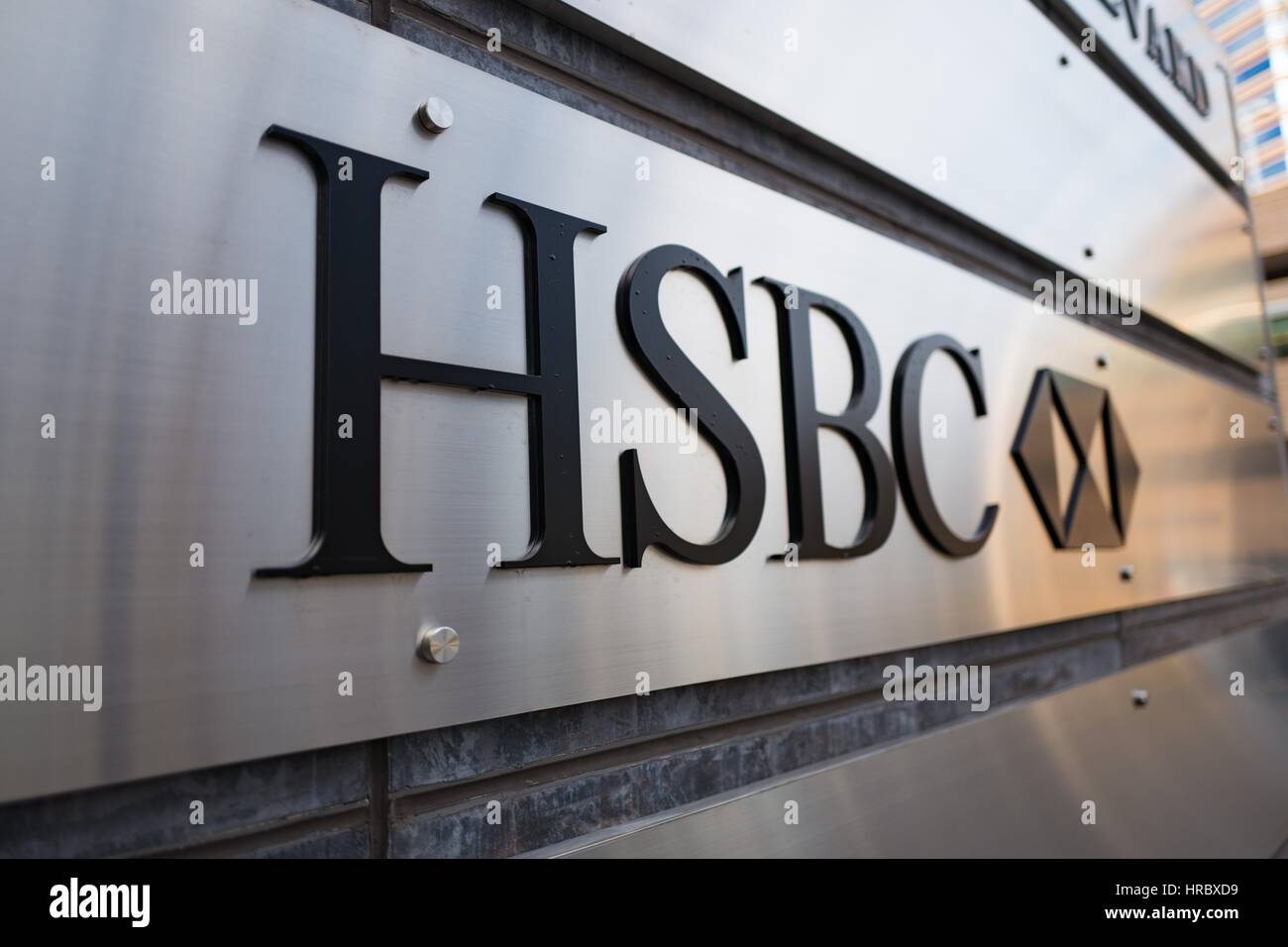 Signage for HSBC Bank (Hongkong and Shanghai Banking Corporation), Tysons, Viriginia, December 7, 2016. Stock Photo