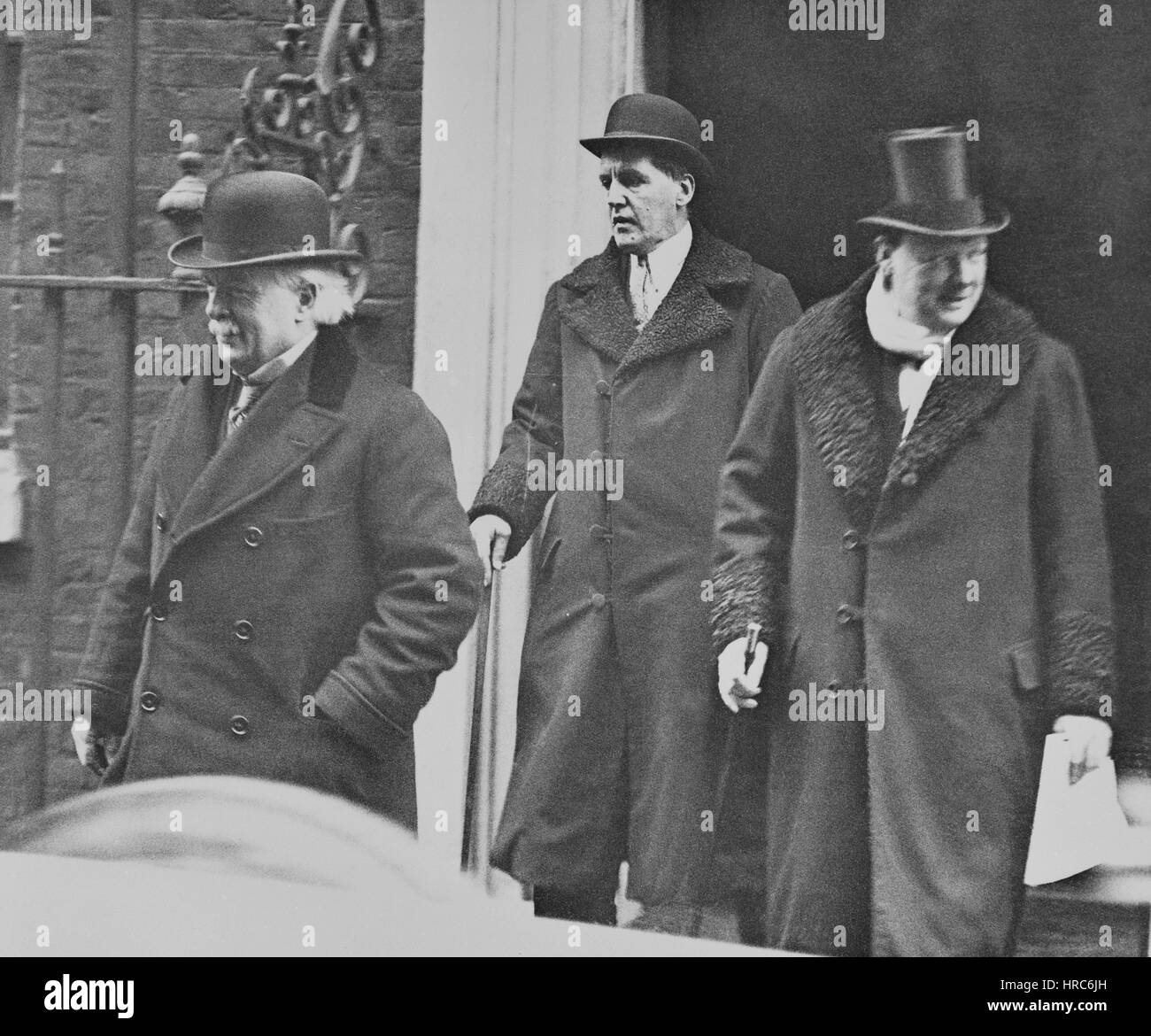 1921 David Lloyd George, Lord Birkenhead & Winston Churchill outside 10 Downing Street during the Anglo-Irish treaty talks Stock Photo