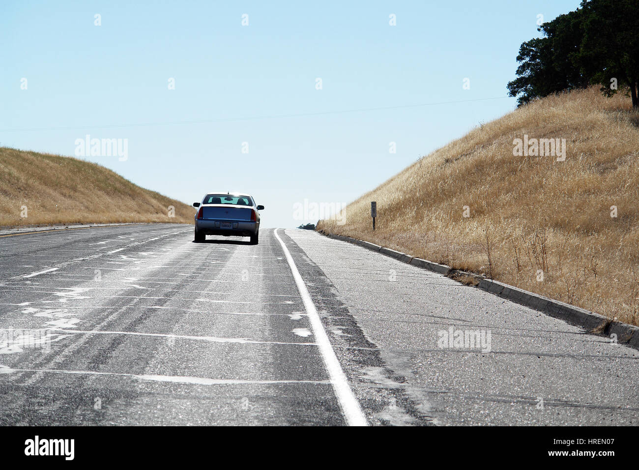 Highway of death desert storm hi-res stock photography and images - Alamy