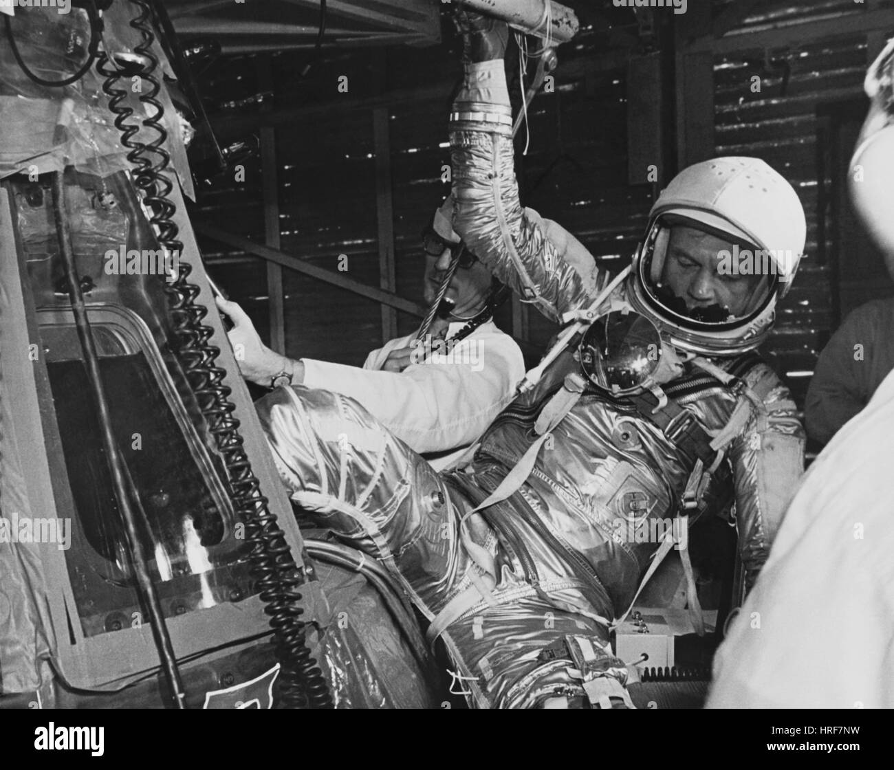 With Mercury Friendship 7 Spacecraft 10x8 Photo Astronaut John H Glenn Jr 