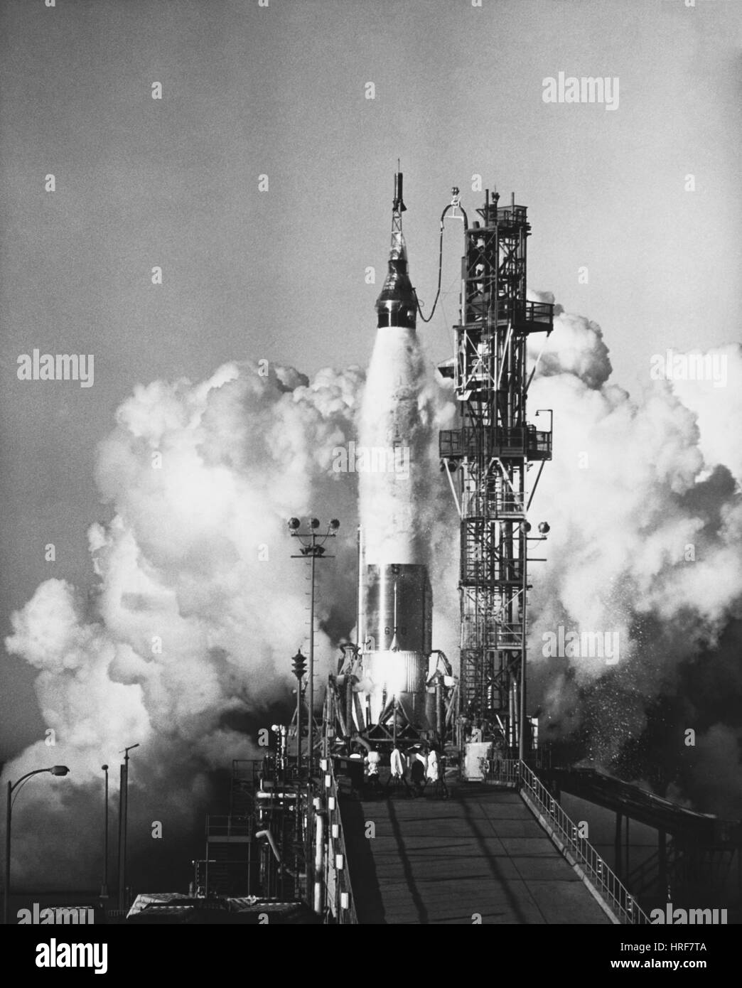 Atlas rocket launch Black and White Stock Photos & Images - Alamy
