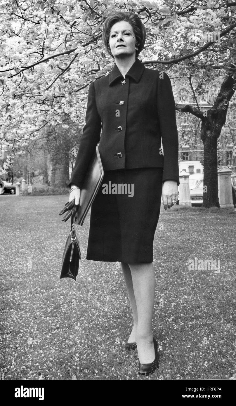 Margaret lockwood hires stock photography and images Alamy