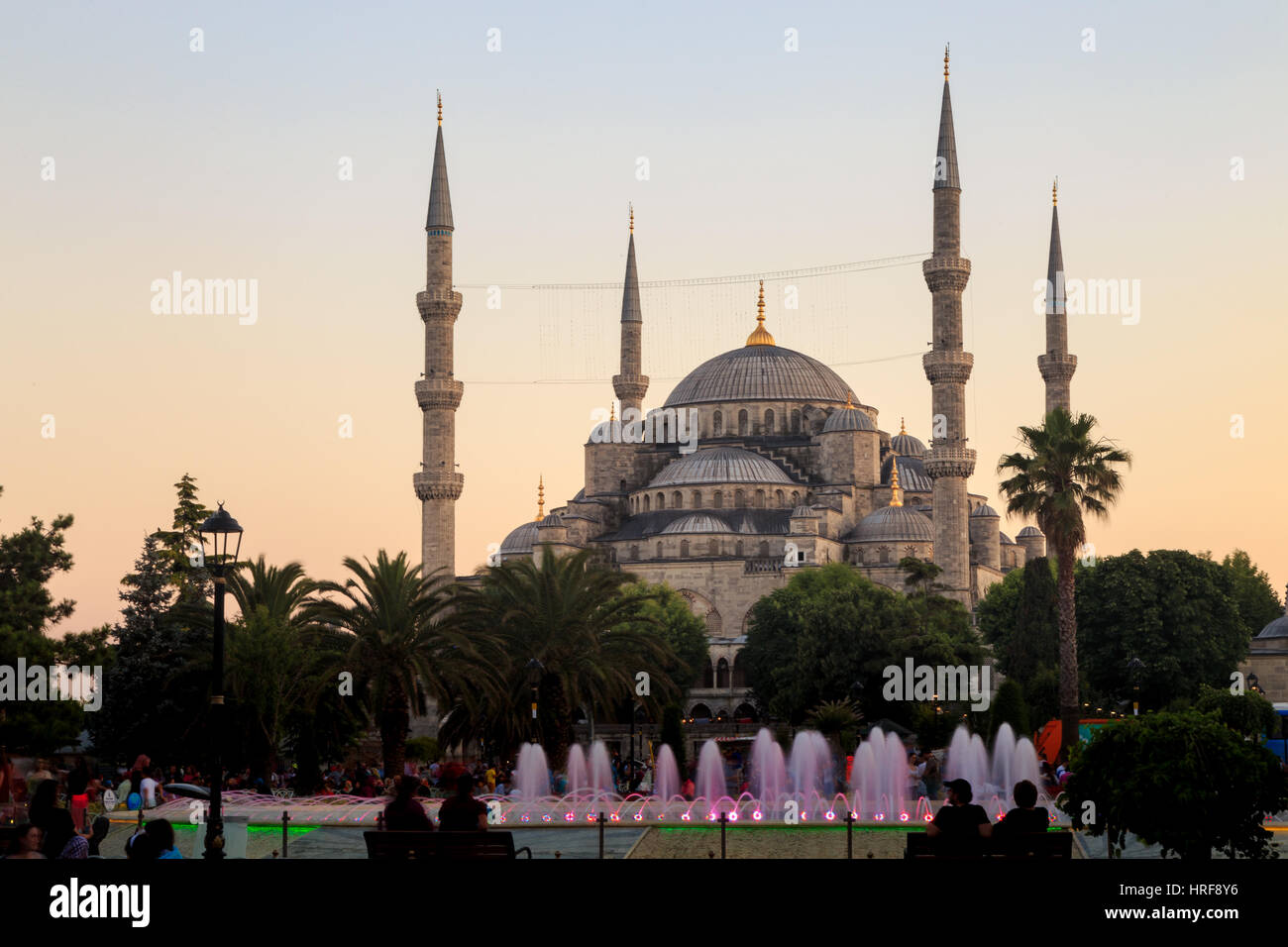 istanbul mosque fountain in the night turkey Stock Photo - Alamy