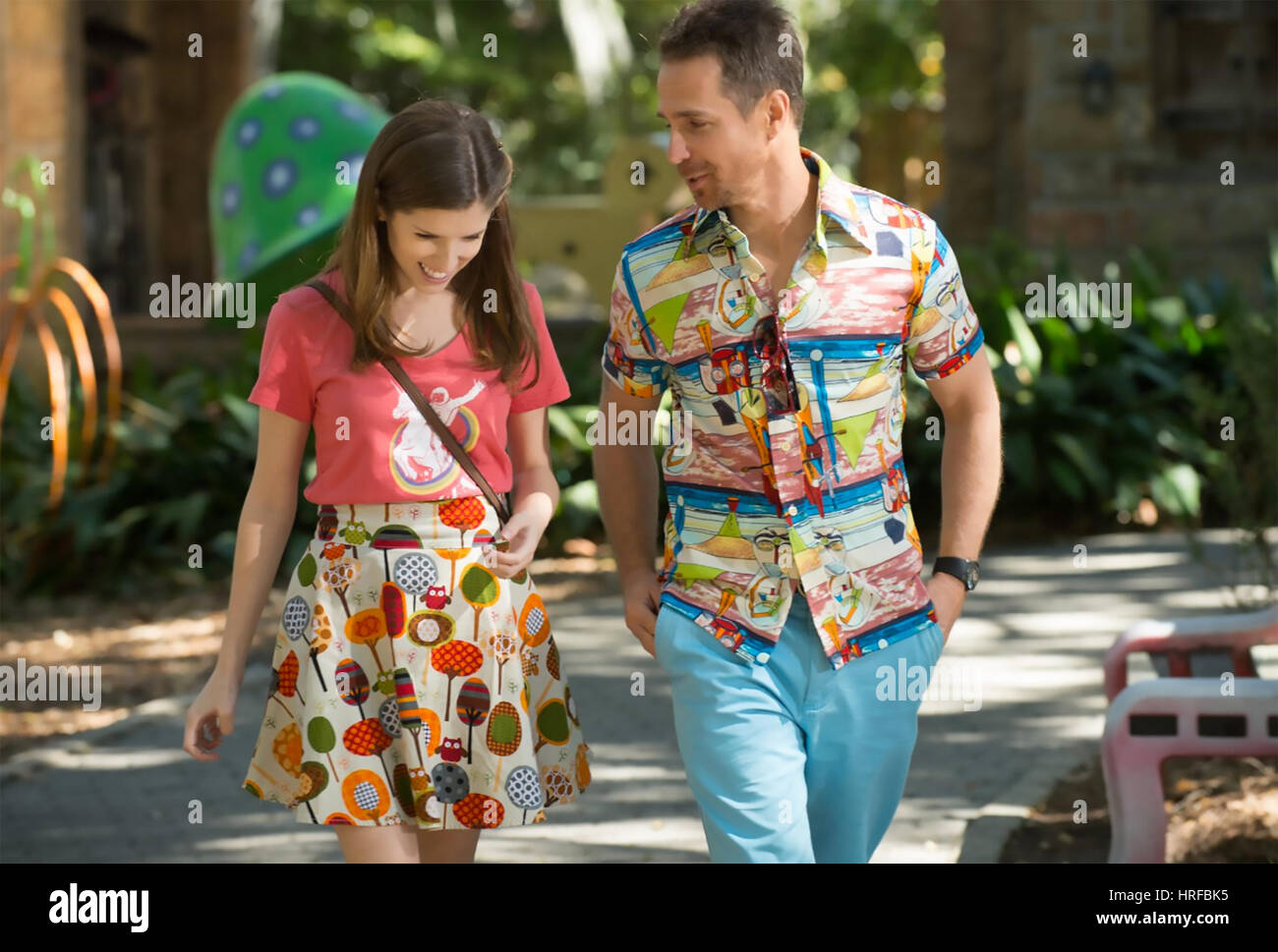 MR. RIGHT  2015 Amasia Entertainment film with Anna Kendrick and Sam Rockwell Stock Photo