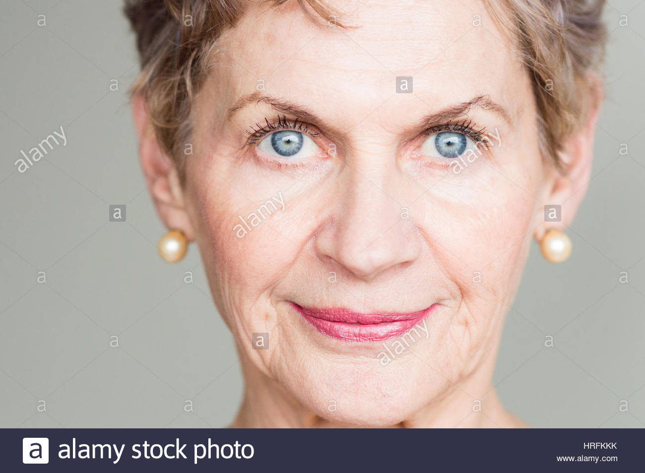 Old Woman Blue Eyes Grey Hair High Resolution Stock Photography And Images Alamy
