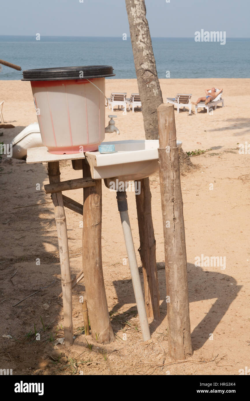 Outdoor Toilet India High Resolution Stock Photography and Images - Alamy