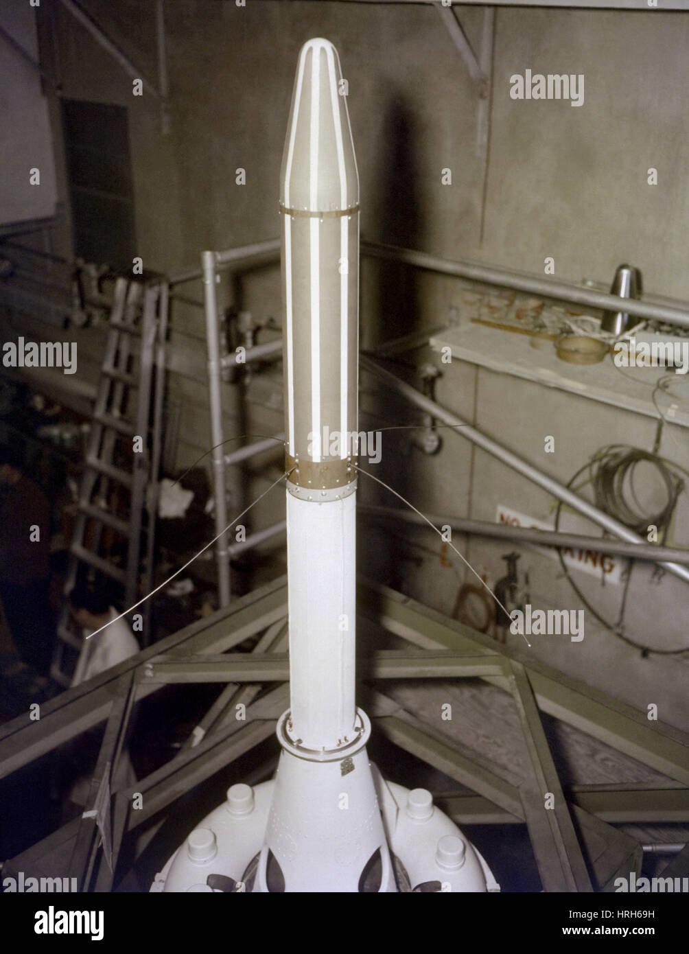 Explorer 1 Satellite 1958 Stock Photo Alamy Explorer 1 Satellite 1958 Stock Photo Alamy
