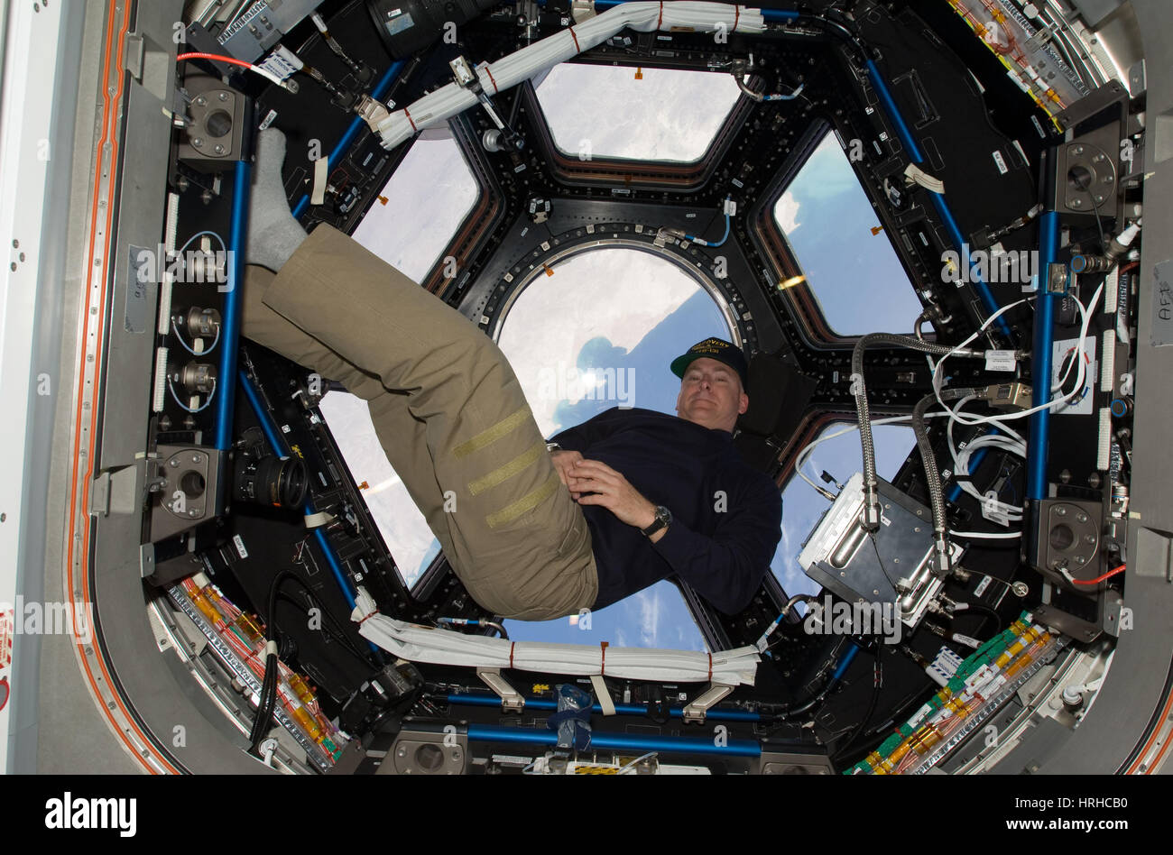 Astronaut floating in space station hi-res stock photography and images ...